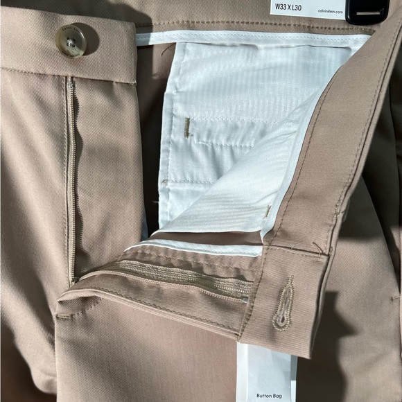 NEW Calvin Klein Men's Modern Stretch Wrinkle Resistant Chino Pants in Slim Fit - Picture 5 of 12